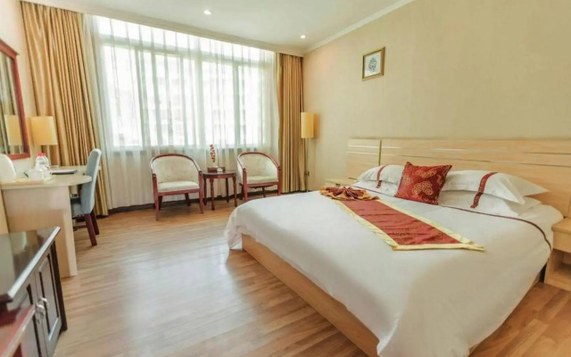 Jianmenguan Hotel