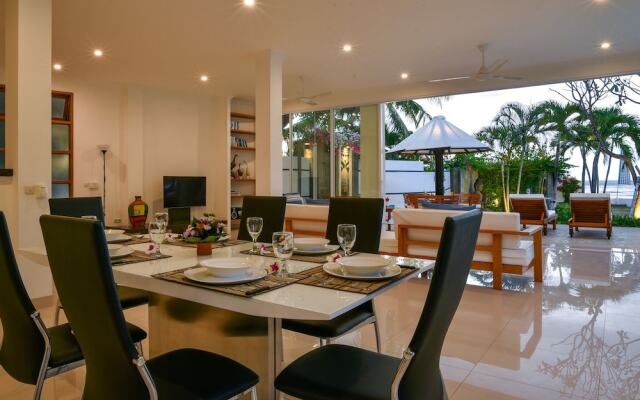 Villa Lovina Beach 2