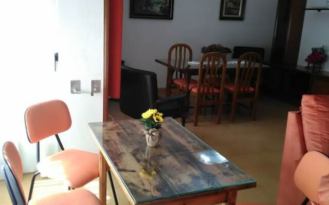 Excelente Piso a 5 minutos del Casco Histórico