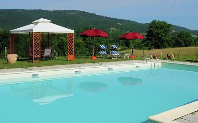 Stunning Farmhouse in Passignano with Swimming Pool