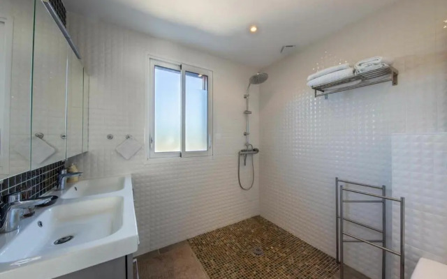 Gîte Jouy-le-Potier, 3 pièces, 4 personnes - FR-1-590-103