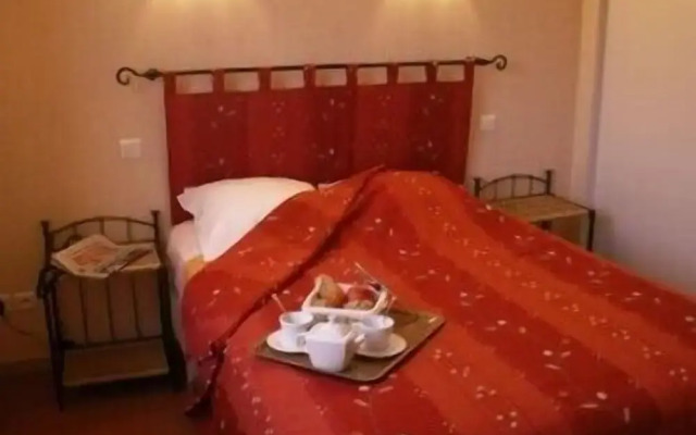 Logis Lauberge Du Quercy Blanc