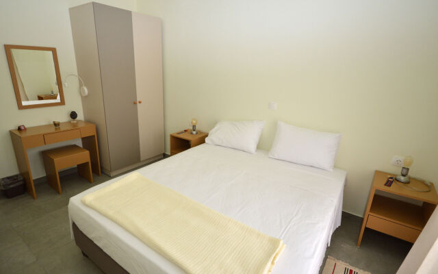 Aegina Bed & Culture