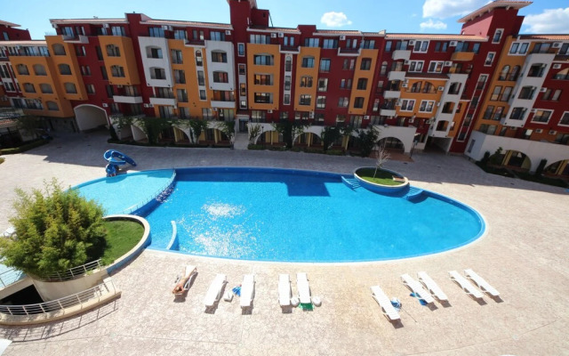 Marina Cape by Menada