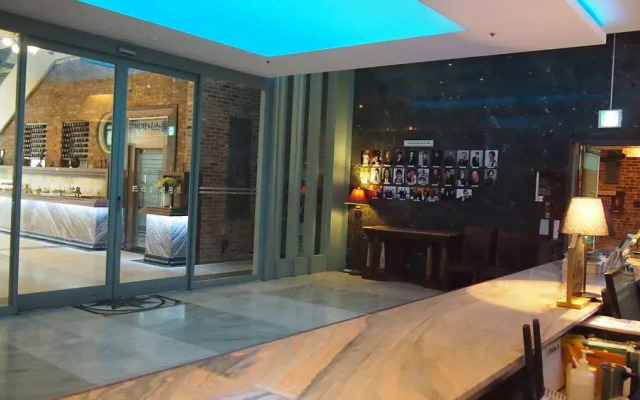 Arthall Hotel Benikea