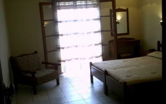 Yiannis Ηotel