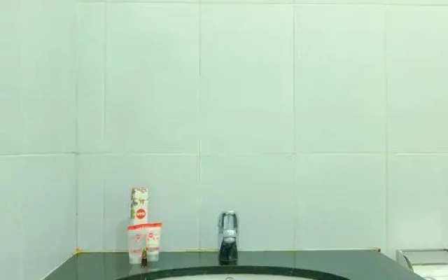 OYO 446 Hotel Kawi Surapatha