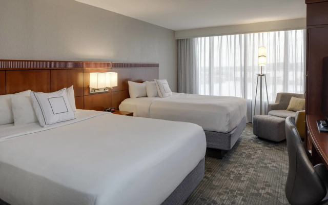 Courtyard by Marriott Boston Logan Airport
