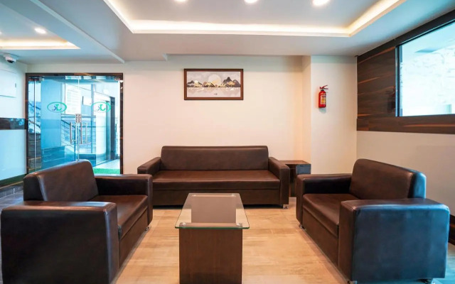 OYO Premium K R Puram