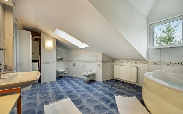 Grand Apartments - Atlantic