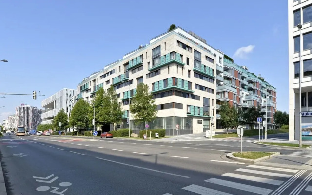 Luxury apartment River Diamond residence