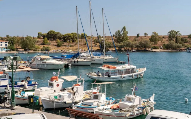 Absolute Perdika Aegina