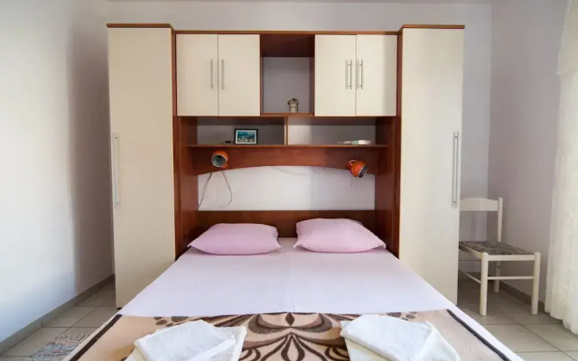 Apartments Pinija - Economy Two Bedroom Apartment With Terrace -