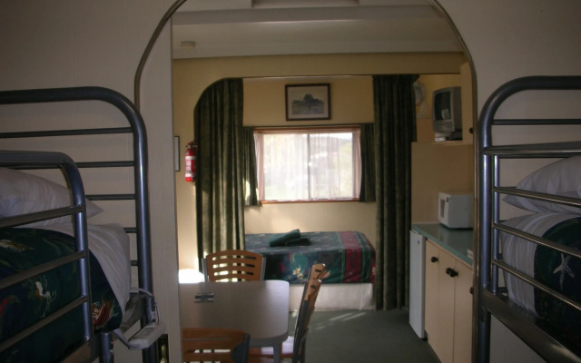 Triabunna Cabin and Caravan Park