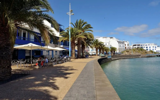 Modern Apartment in Arrecife With Terrace