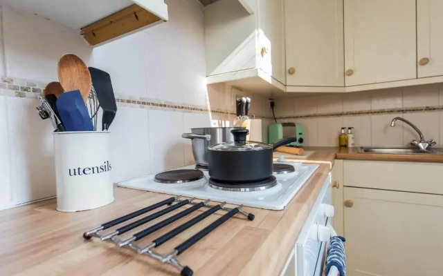 Luxury Apartment - 18 Lansdown Crescent