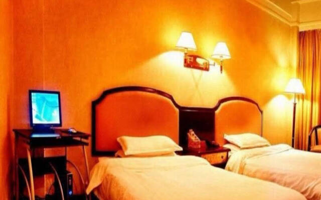 Zihao Hotel (Hunchun Yifen)