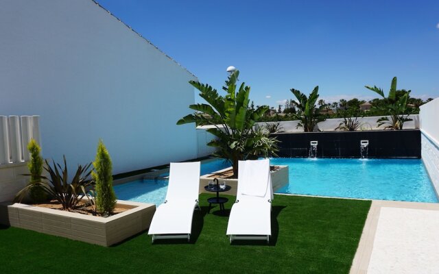 Apartamentos La Laguna