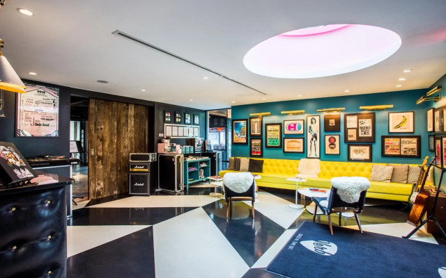The Verb Hotel