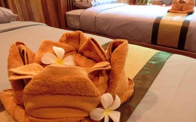Ban Chom Samed Resort