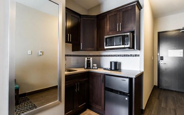 Holiday Inn Express & Suites Spruce Grove - Stony Plain by IHG