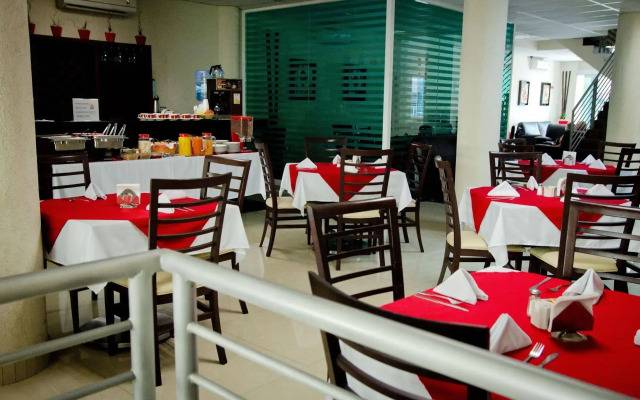 Hotel Portonovo Plaza Centro