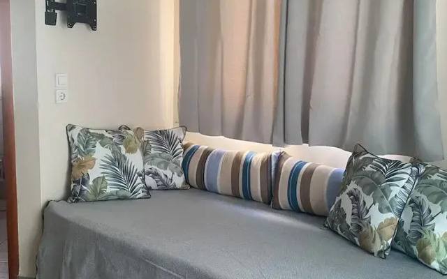 Arethousa Urban View - Chalkida s Cozy Nest