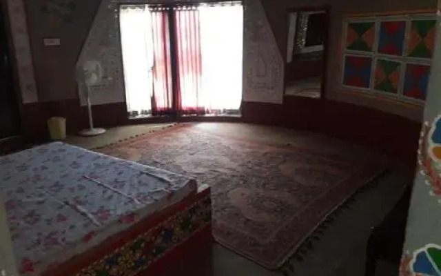 NotOnMap - Desert King Homestay