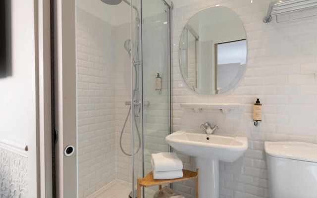 Artemisia Montmartre