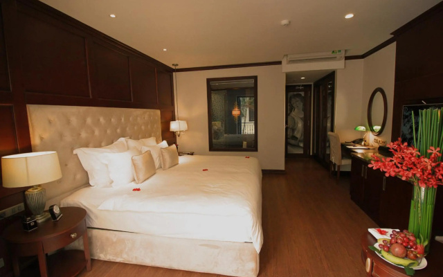 The Scarlett Boutique Hotel – Guest Rooms – Hue