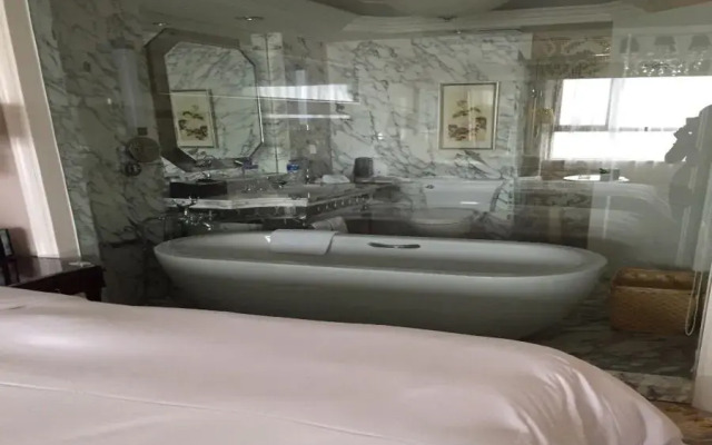 Yuncheng Jianguo Hotel