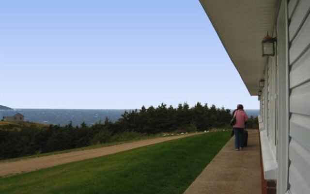 Burton's Sunset Oasis Motel