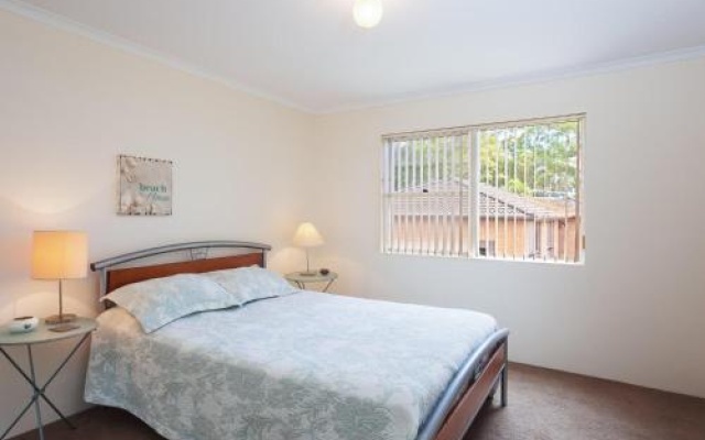 3 'The Clippers' 131 Soldiers Point Road - Fabulous Waterfront Unit – Guest Rooms – Soldiers Point