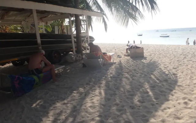 Nungwi Jambo Beach Bungalow