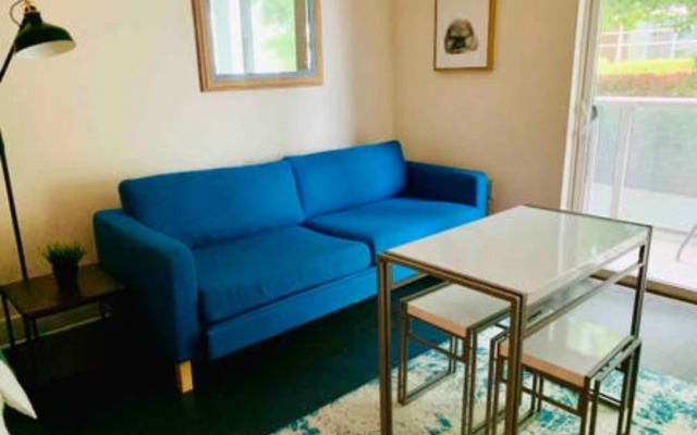 Charming Buckhead Studio