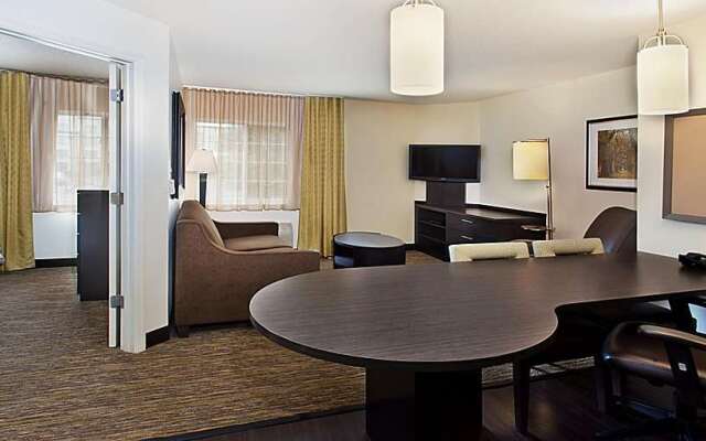 Sonesta Simply Suites Columbus Airport Gahanna