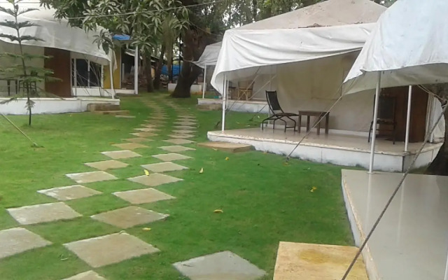 Coco's Resort