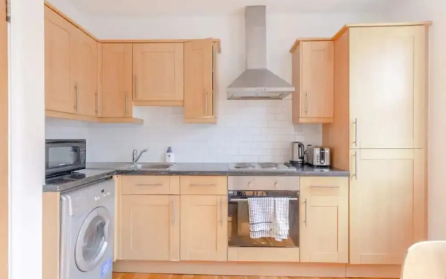 Contemporary 1BD Flat - Camden