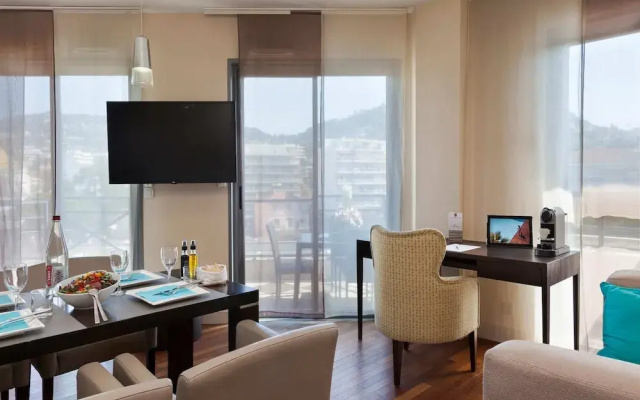 Executive Suite With Fast Wifi, Terrace