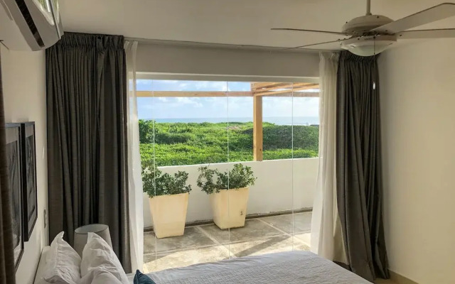 Oceanfront New Condo on the Beach
