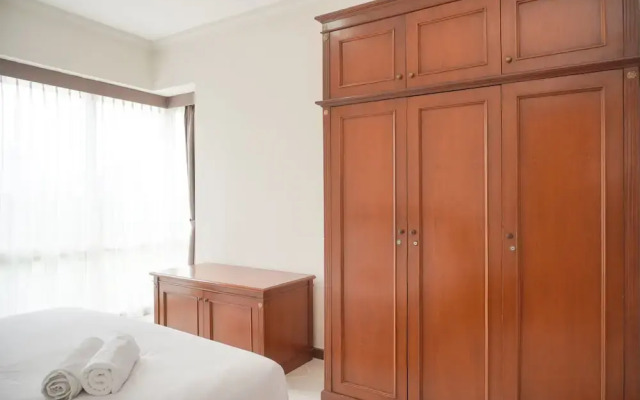 Homey And Cozy Stay 2Br Puri Casablanca Apartment