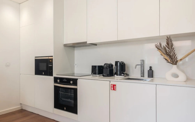 Liiiving in Porto - The Prestige Apartment 1F