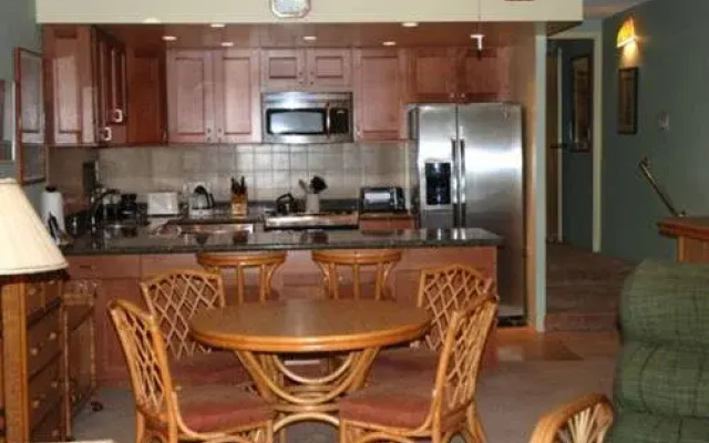 Hale Mahina Beach Resort