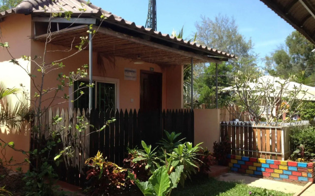 Relax Bungalows