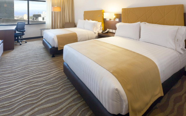 Holiday Inn Express & Suites Bogota Zona Financiera by IHG