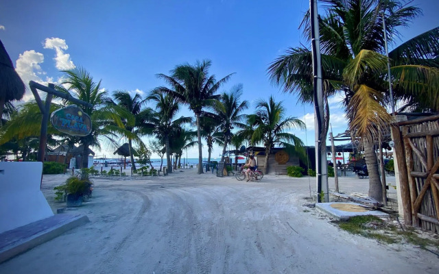 AKBAL Holbox