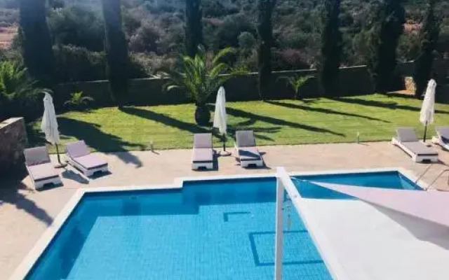 Villa Zeus