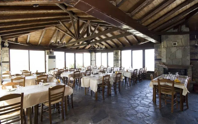 Pliades Hotel