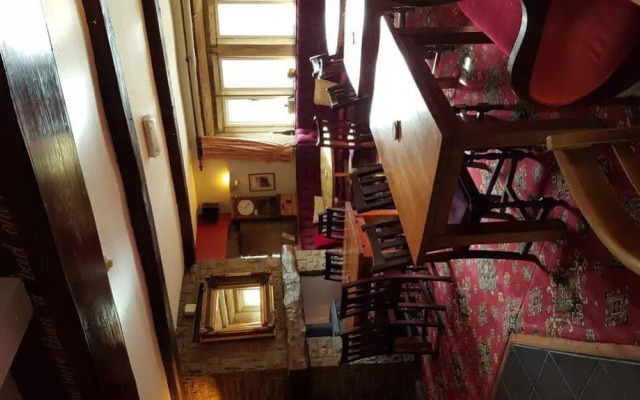 The Rose and Crown