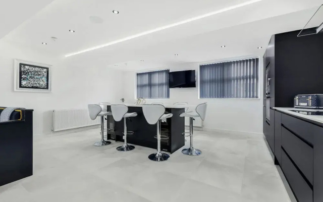 Wellington Suites by Sasco Apartments